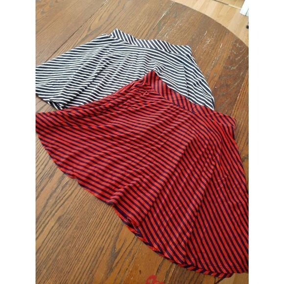 Two Juniors Jr Medium Large Skater Mini Skirts Red Blue White Striped - Picture 1 of 5